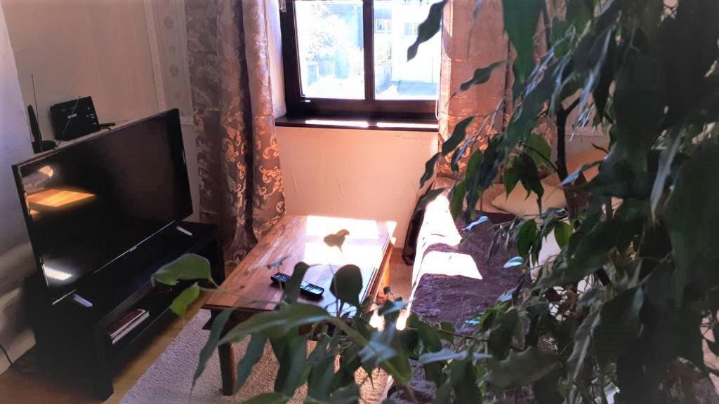 Schloss Weichs Zu Regensburg Mit 2Schlafzimmer Parkplatz Internet 75Qm Zentrum Kültér fotó